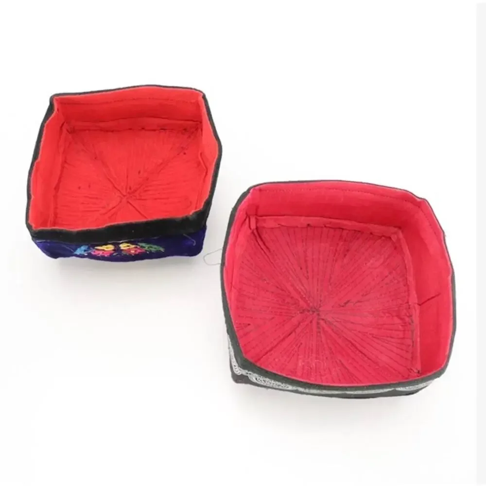 Vintage Uzbek Doppa Tubeteika Skullcap Set Chust & Velvet Embroidered Hats - Picture 3 of 3